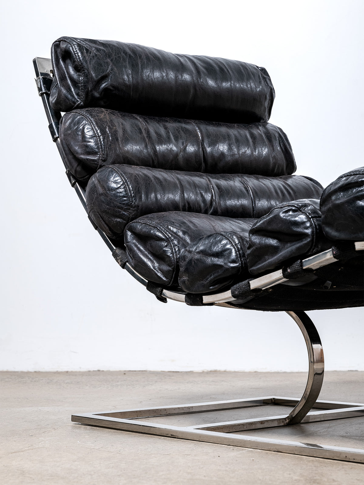 1970s Chrome and Leather Lounge Chair