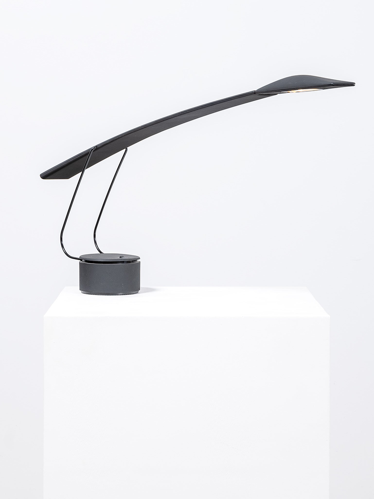 Dove Desk Lamp