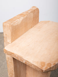 'Teres' Plinth