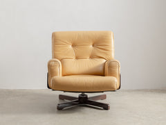 Taro Menilio Swivel Armchair No.2