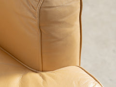 Taro Menilio Swivel Armchair No.2