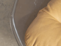 Raphael Raffel 1970s Space Age Lucite Pod Lounge Chair