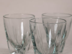 Dora Universal Glass in Light Green, Low