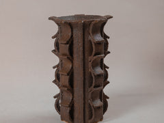 Rythme Vase 12 in Motar Stoneware with Marron Glaze
