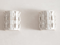 Rythme No. 2 Wall Sconce in White Glaze 01