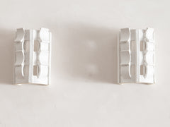 Rythme No. 2 Wall Sconce in White Glaze 02
