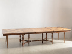 1890s Large Extendable Oak Dining Table