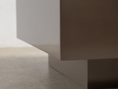 Cubo Lacquered Side Table