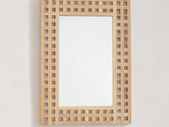 Italian Lattice Mirror