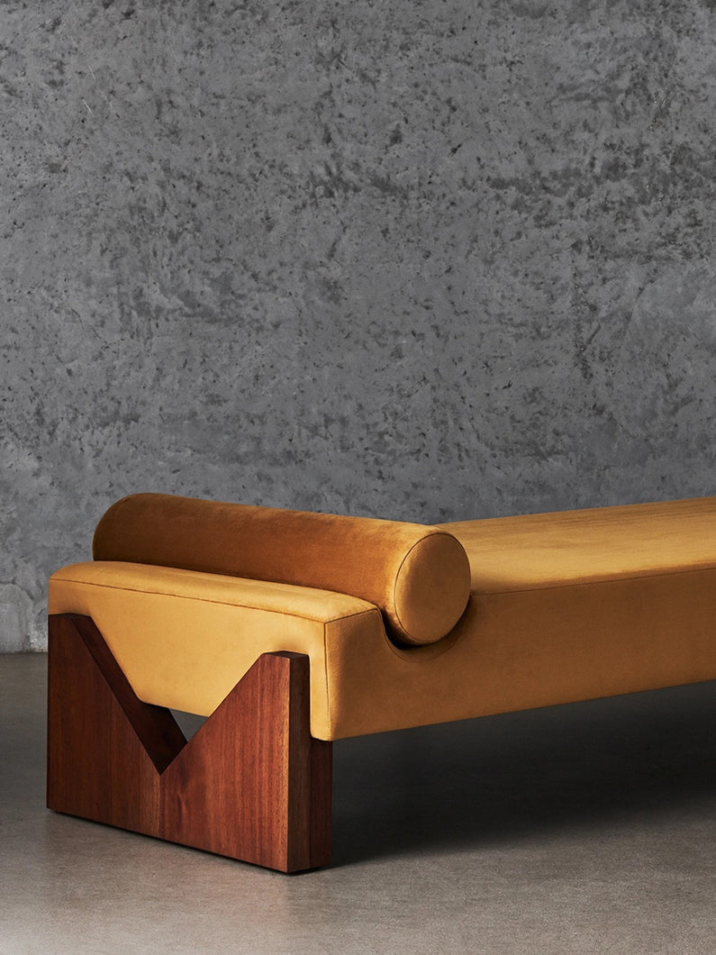 V Daybed Velvet