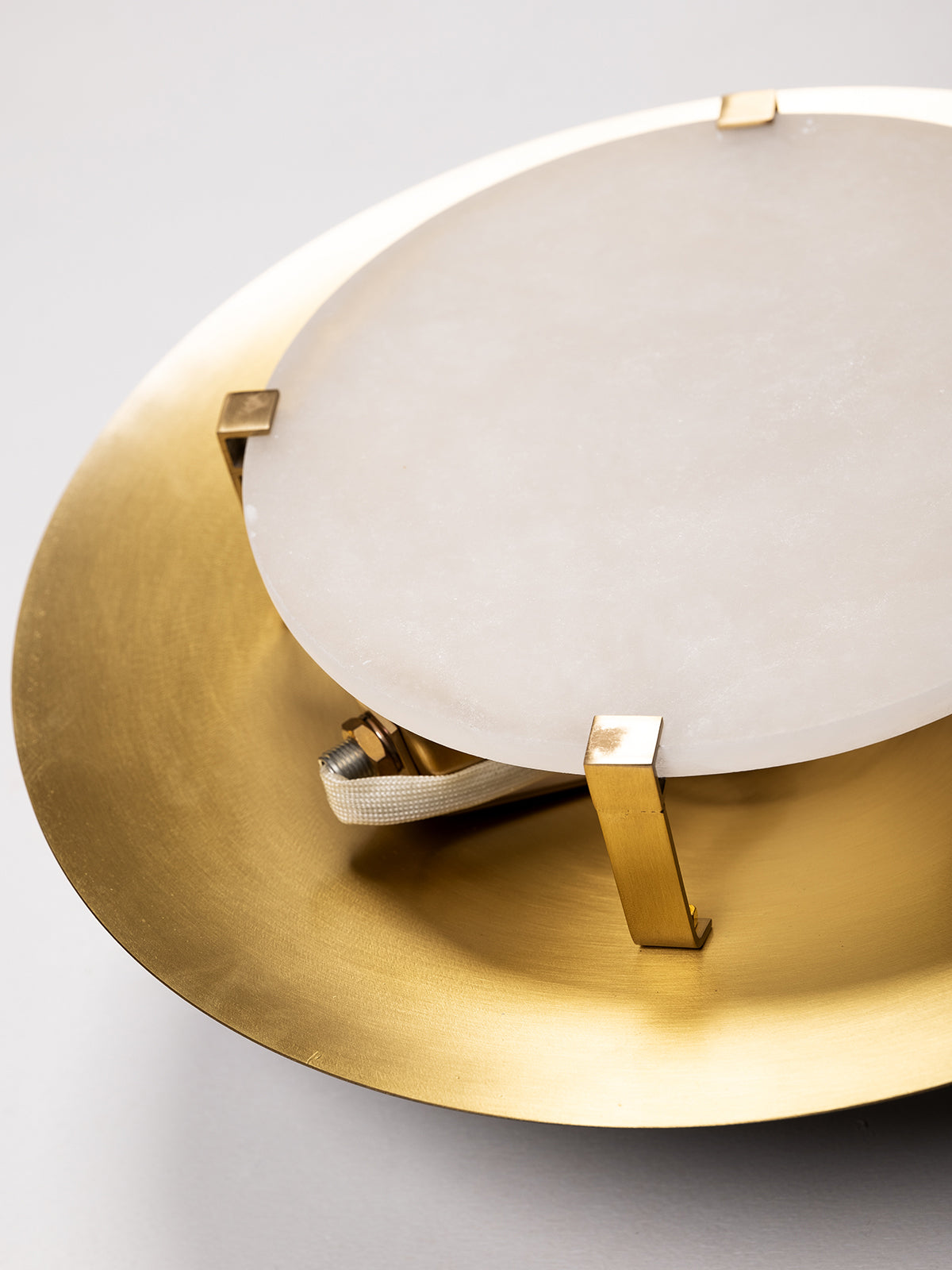 Meconopsis Onyx Wall Lamp