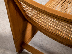 Kangaroo Chair