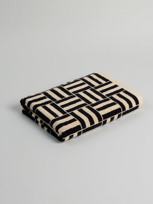 Willis Limited Edition Pool Towel in Sand & Noir