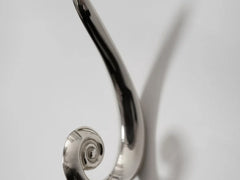 Noelle Hook, Titanium