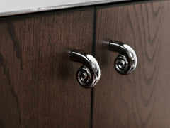 Noelle Knob, Titanium