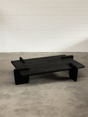 X+L 01 Coffee Table