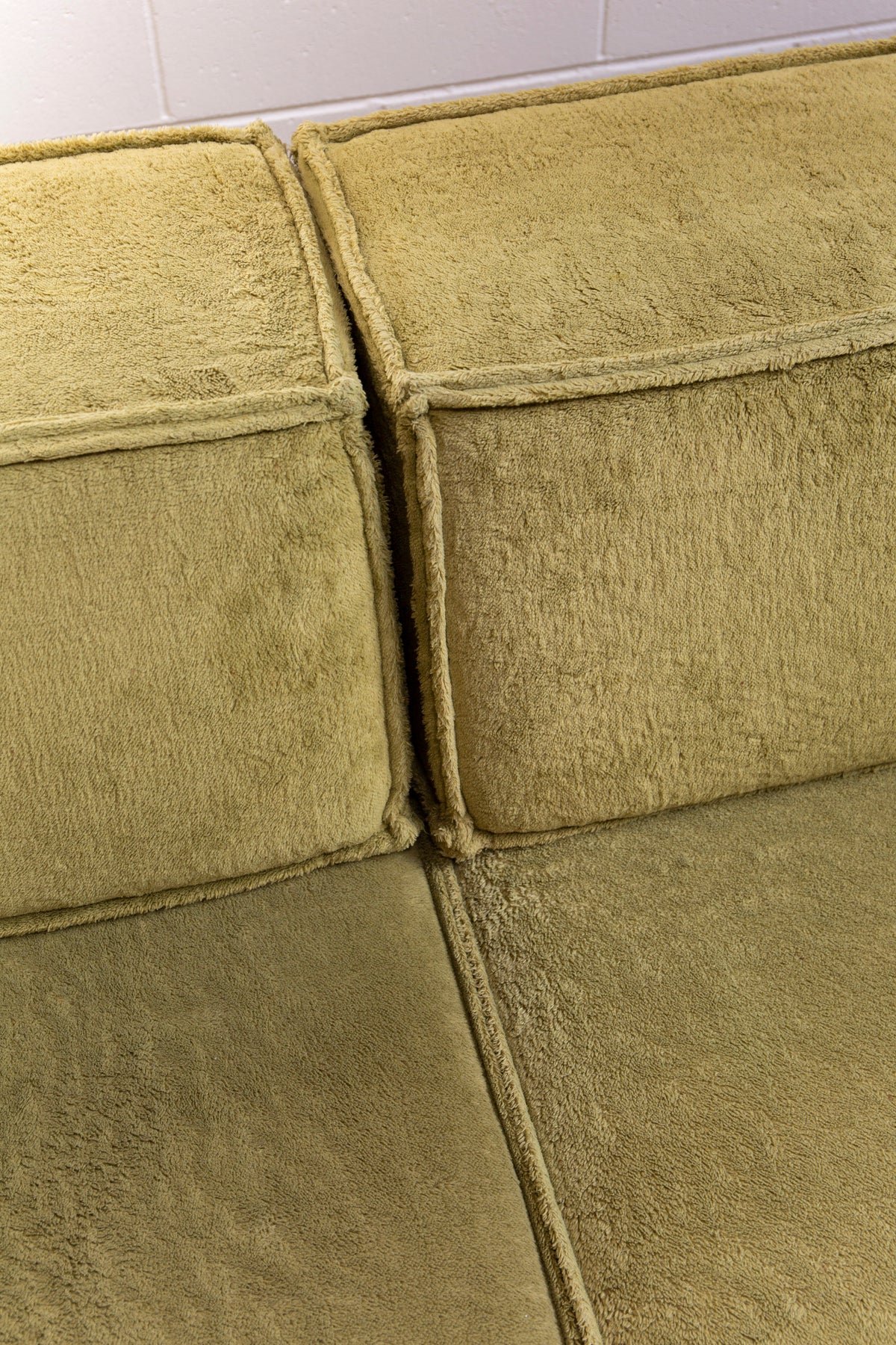 COR Trio Sofa - Pistachio