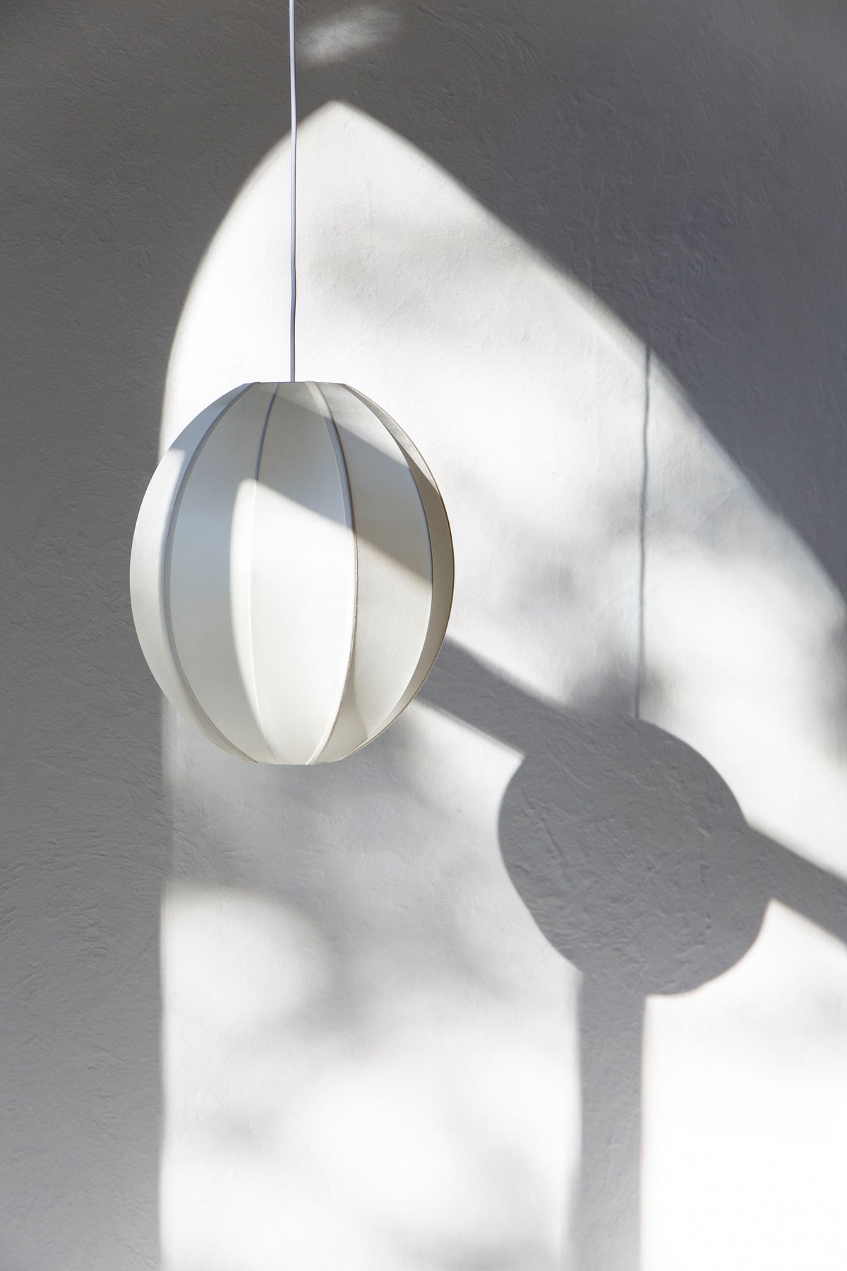 Oval Pendant Offwhite
