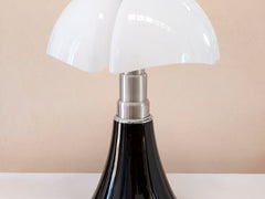 GLOSSY BLACK