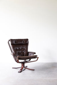 Falcon Chair 13